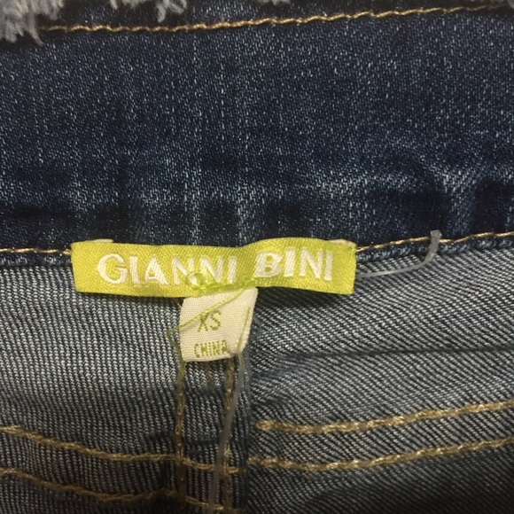 🚫SOLD🚫Gianni Bini Delia Crop Jean - Picture 4 of 8